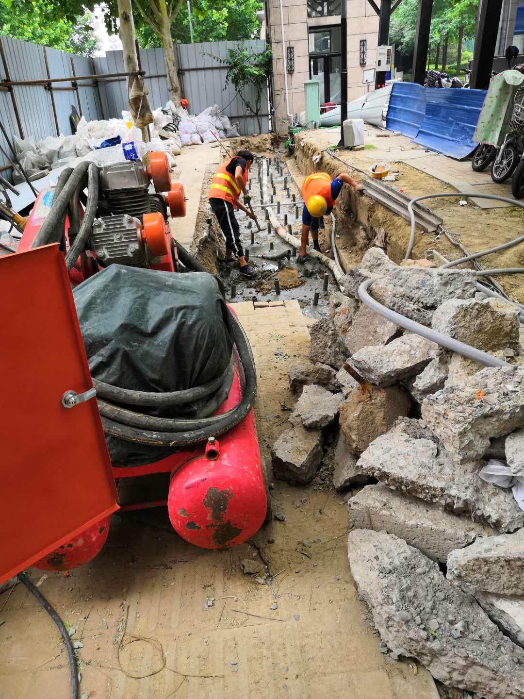 白茅湖农场地基加固解决房子的地基下沉问题